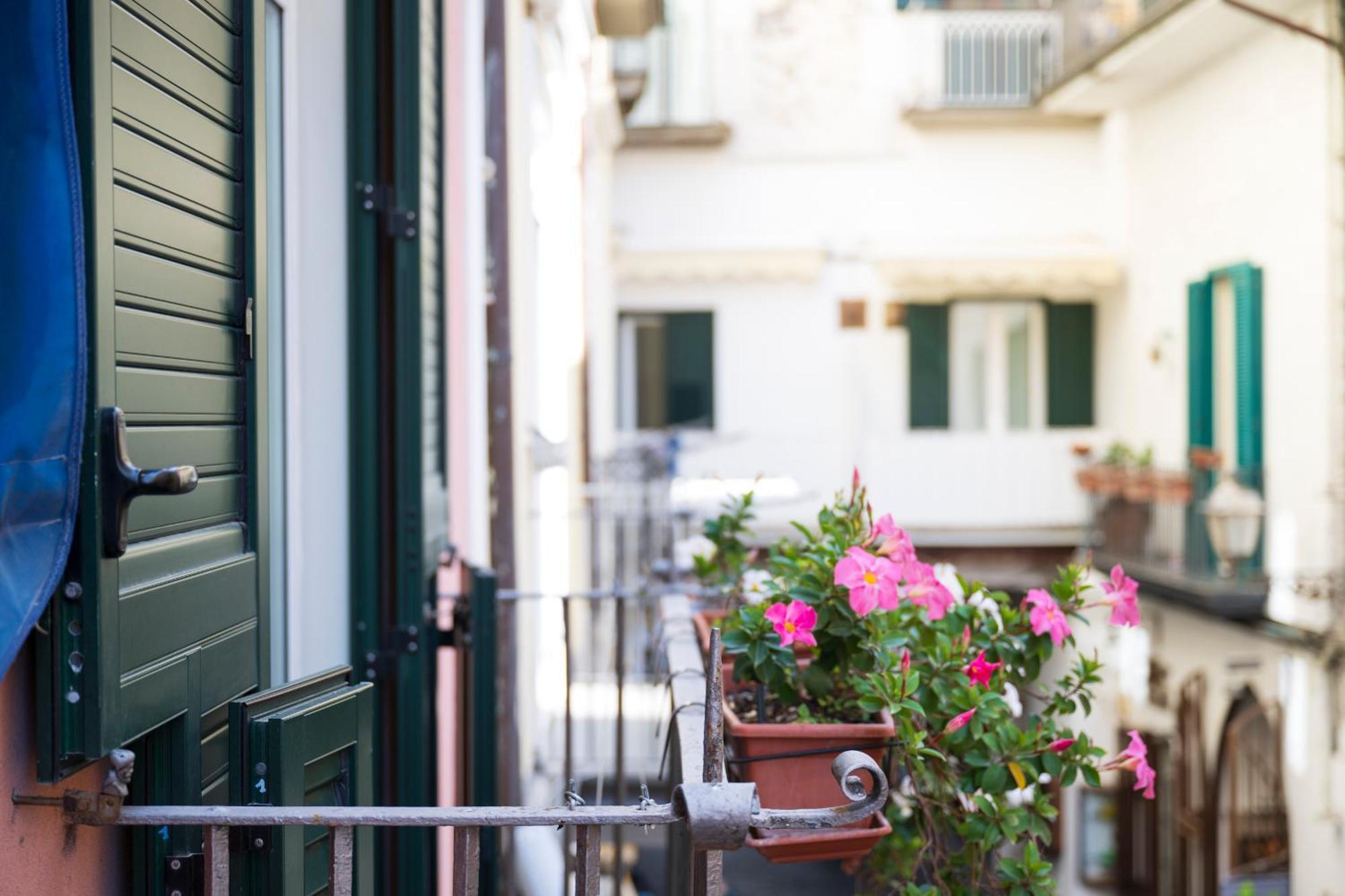 Aparthotel Antica Repubblica In Amalfi Center At 100Mt From The Sea Exterior photo